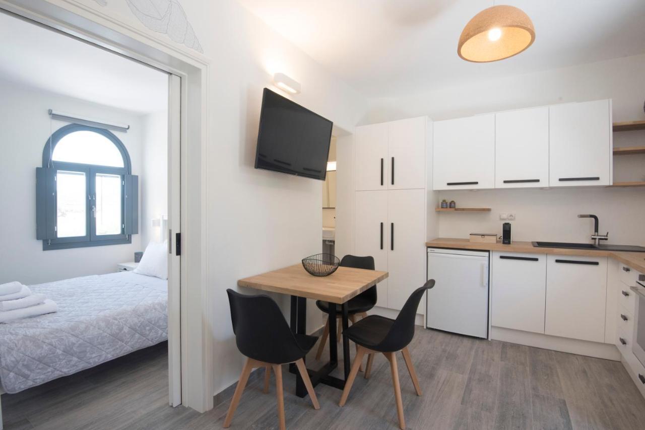 Isterni  White New 1Bd House With Private Jacuzzi In Isterni 빌라 외부 사진