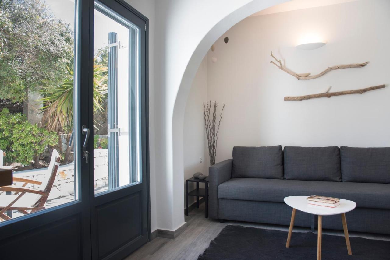 Isterni  White New 1Bd House With Private Jacuzzi In Isterni 빌라 외부 사진