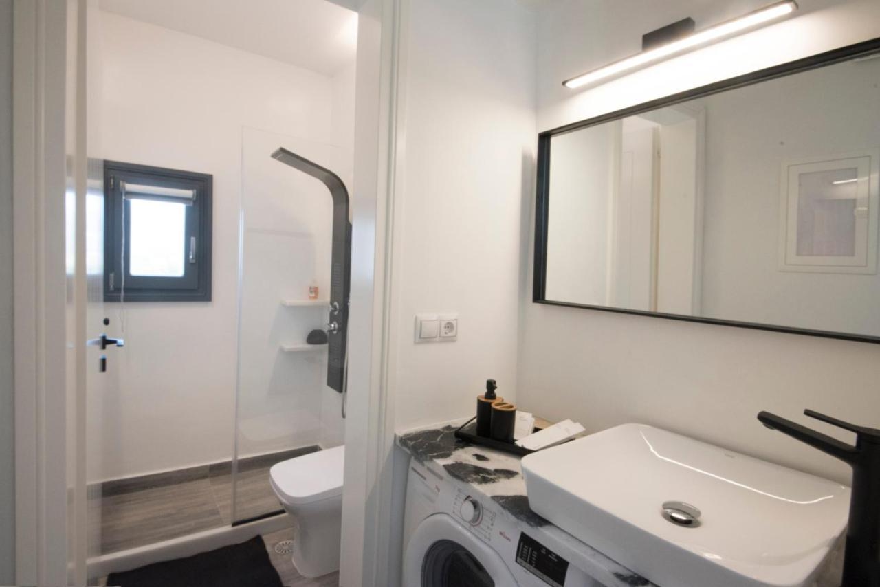 Isterni  White New 1Bd House With Private Jacuzzi In Isterni 빌라 외부 사진