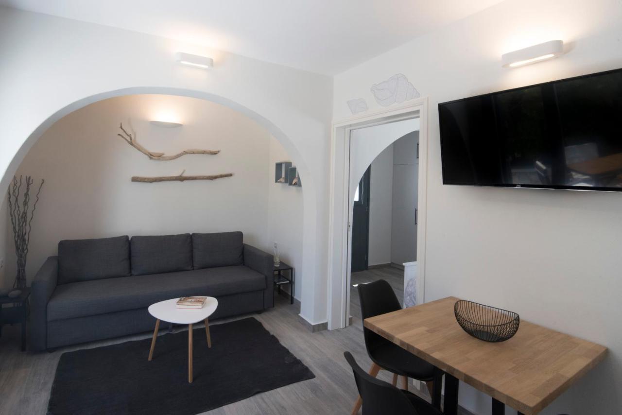 Isterni  White New 1Bd House With Private Jacuzzi In Isterni 빌라 외부 사진