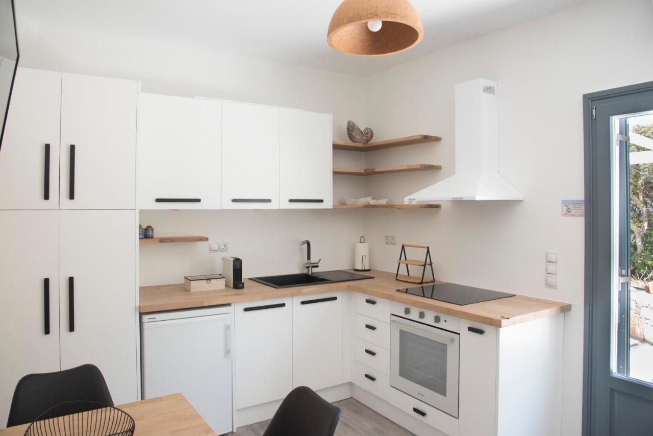 Isterni  White New 1Bd House With Private Jacuzzi In Isterni 빌라 외부 사진